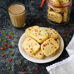 Karachi Bakery Fruit Biscuits